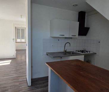 Location Appartement 2 pièces 54m² ST CHAMOND 42400 - Photo 6