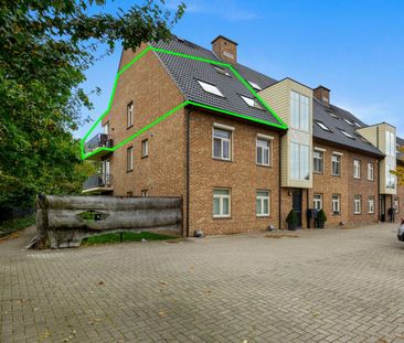 Verrassend ruime duplex met 3 slaapkamers, terrassen & autostaanpla... - Photo 1