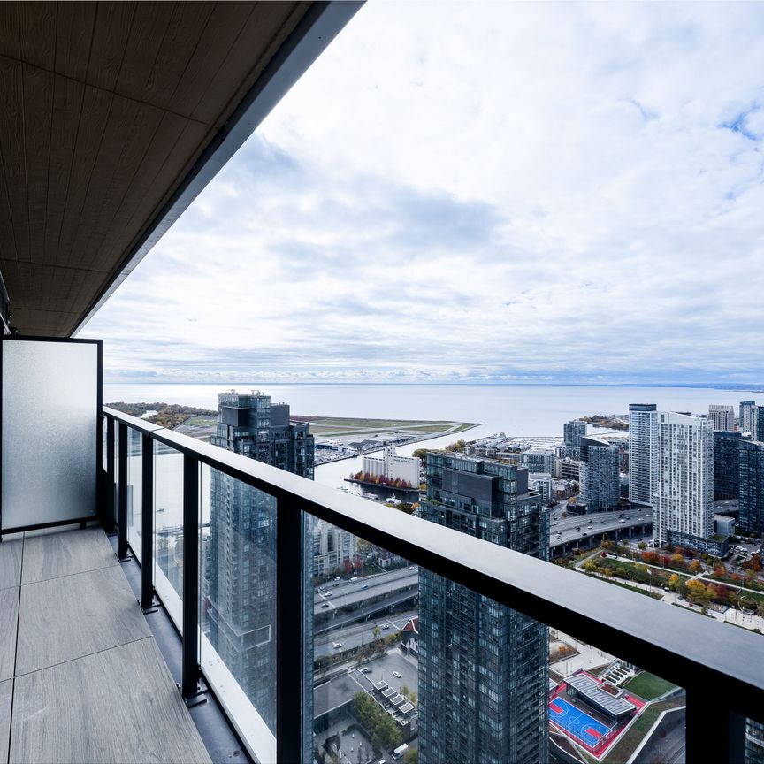 For Lease - 3 Concord Cityplace Way Unit# 5702, Toronto, Ontario - Photo 1