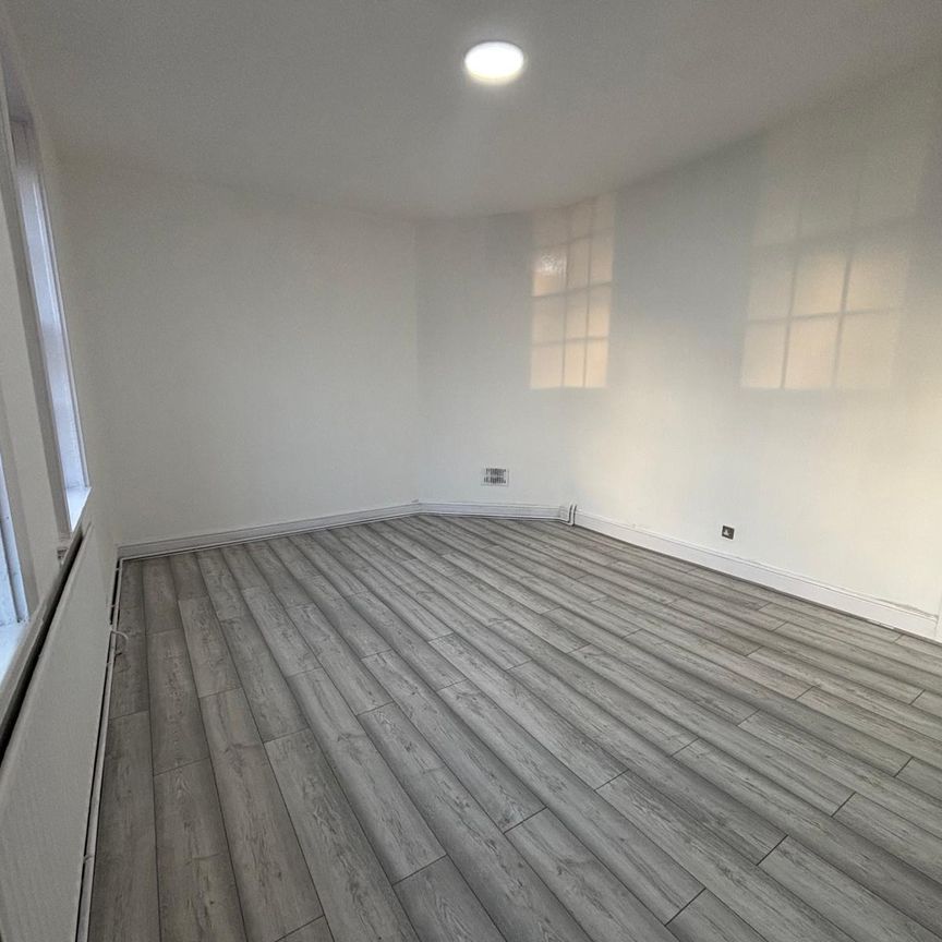 KedlestonRoad, DERBY - Photo 1