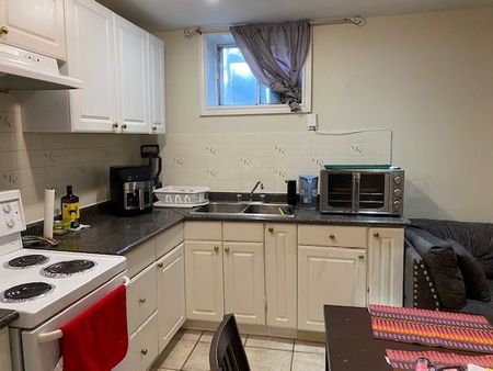 For Lease - 922 Briar Hill Avenue Unit# Basement, Toronto, Ontario - Photo 3