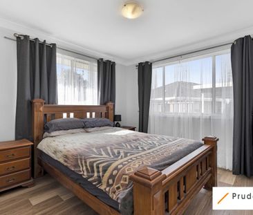 2/4 Plume Cl, Macquarie Fields, NSW 2564 - Photo 4