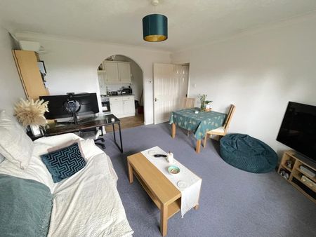 Cadogan House, Guildford - 1 bedroomProperty for lettings - Seymours - Photo 3