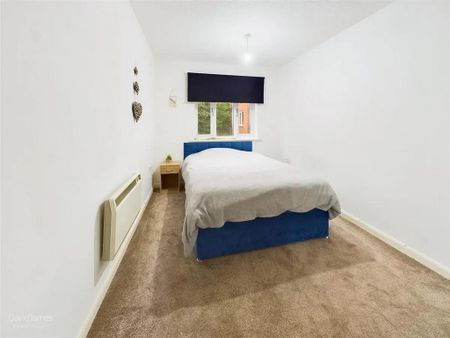 2 bedroom flat to rent - Photo 3