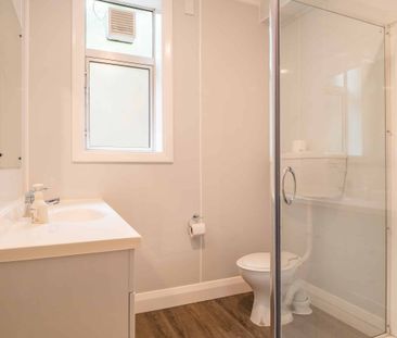 Centrally Located Four-Bedroom Apartment - Available for 2026 - Photo 5