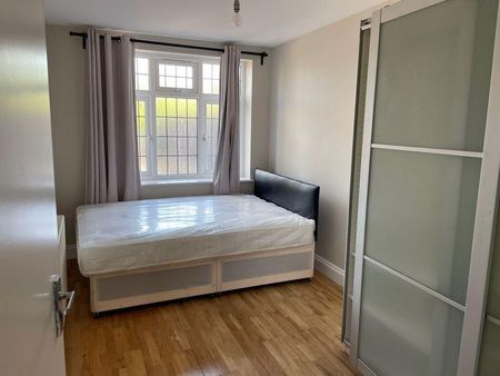 1 bedroom ground floor flat to rent - Photo 3