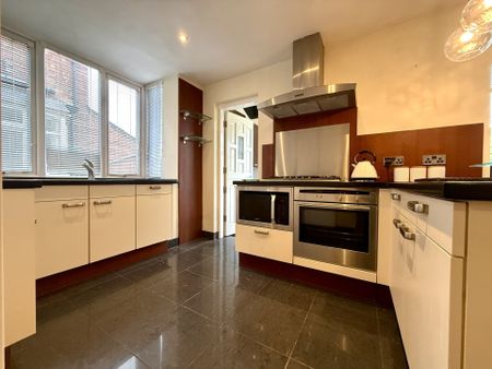 Beacon Avenue, Fulwood - Photo 3