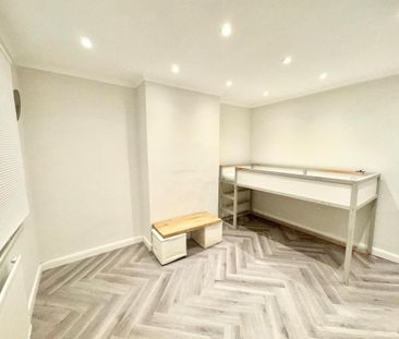 2 bedroom maisonette to rent - Photo 3