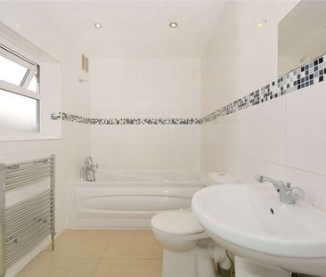 Hackney Road, London, E2 7QL - Photo 2