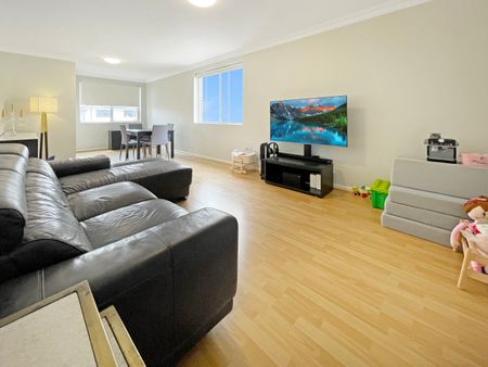 1/95 Majors Bay Road, Concord NSW 2137 - Apartment For Rent | Domain - Photo 5