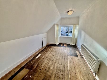 Chaddesley Wood Road, BH13 7PN, Poole - Photo 3