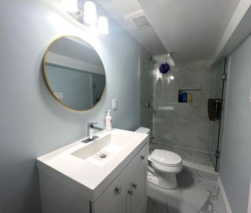 For Lease - 45 Lillooet Crescent, Richmond Hill, Ontario - Photo 3