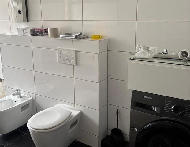 4 - Zimmer Wohnung in D- Heerdt - Foto 1