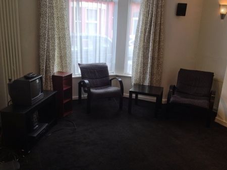 4 Bed - Egerton Road, Off Smithdown Rd, Liverpool, L15 - Photo 3