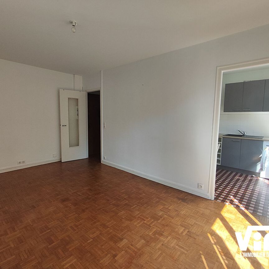 T1 DE 25 m² PROCHE LYCEE RENOIR - Photo 1