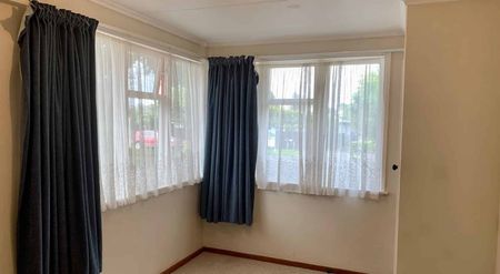 2 Bedroom Home! - Photo 4