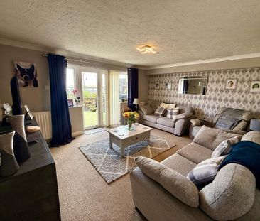 2 bedroom apartment to rent - Photo 3