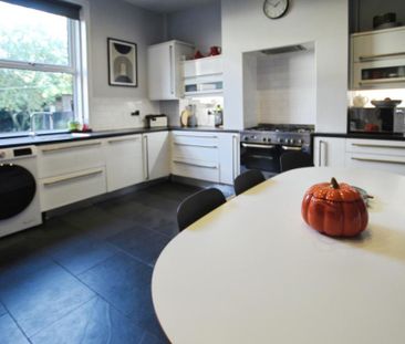 3 bedroom terraced house to rent - Photo 6