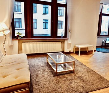 Ruime gemeubelde kamer met alle comfort - Brussel centrum - Photo 6