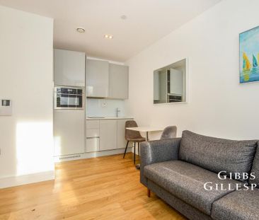 Studio to rent - Photo 2