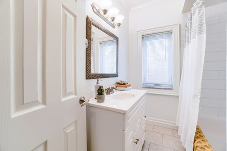 For Lease - 117 St Johns Road Unit# Upper, Toronto, Ontario - Photo 5