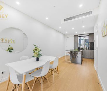Modern 4-Bedroom Townhouse in Chatswood | Perfect for Long-Term Stays - Photo 5
