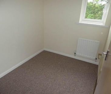 3 bedroom house to rent - Photo 2