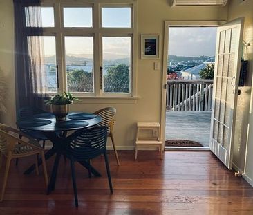 Sunny Furnished Home - Photo 5