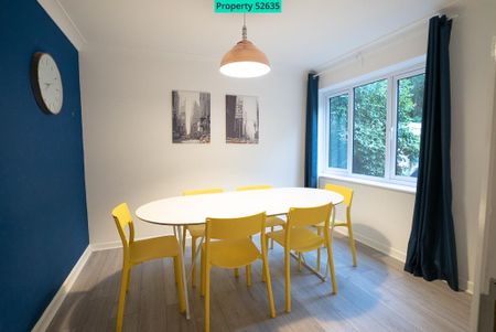 6 bedroom detached house to rent - Photo 4