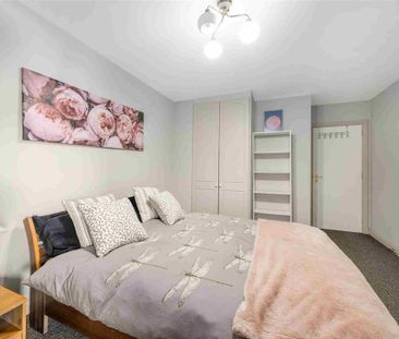 Newmarket Square, Wards Hill, Dublin 8 - Photo 6