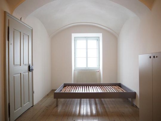 Wohnatelier in Ottensheim Zentrum, direkt an der Donaupromenade! 82 m² WNFL, Küche inkl. Geräte möbliert! Inkl. Terrasse vorm Haus! - Foto 1
