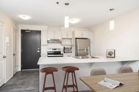 The Edge — 1 Bed - Levine D - Photo 2