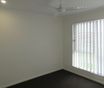 4 bedrooms in the heart of Pimpama - Photo 3