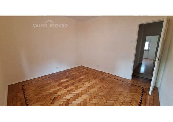 Apartamento T3 em Lisboa