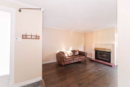 For Lease - 1484 FOREST VALLEY Drive, Orleans - Convent Glen and Area, Ontario - Photo 4