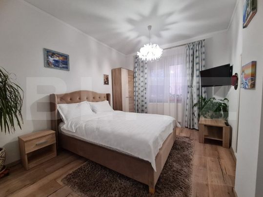 Casă cu 3 camere, 75 mp, zonă Central - Fotografie 1