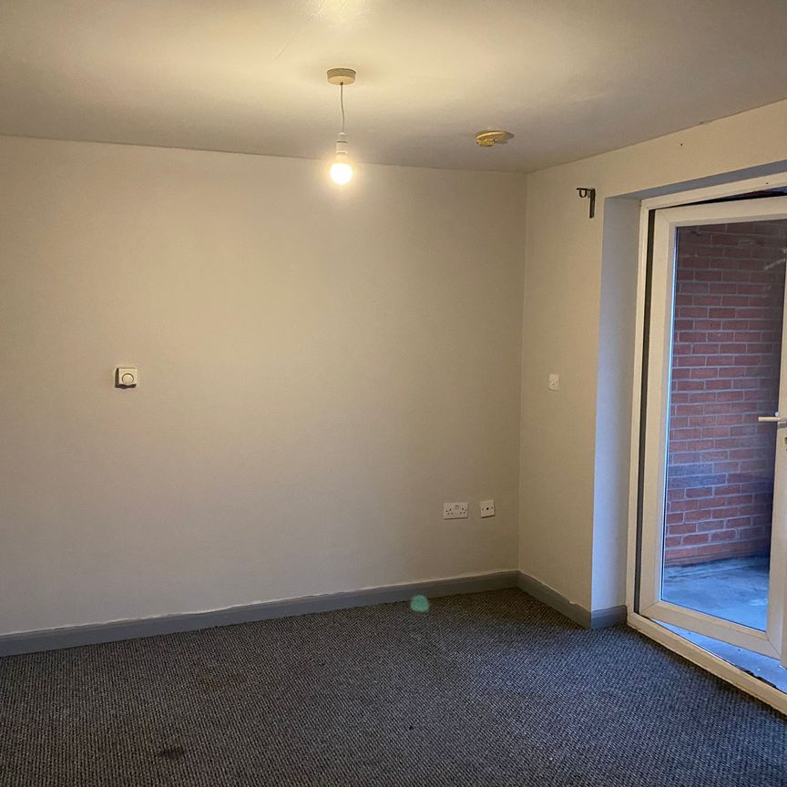 Cambridge Street, Hillfields - Photo 1