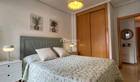 Apartamento · Alquiler a largo plazo · - Foto 4