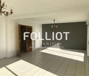 A louer : Maison 7 Pièces St Etienne En Coglès - Réf.245CV - Photo 6