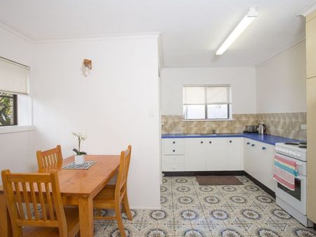Unit 1/2A McCarthy Street, Hay Point - Photo 4