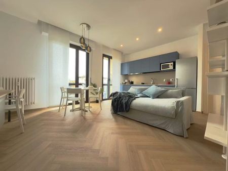 Via Privata delle Primule, Milan, Lombardy 20146 - Photo 2