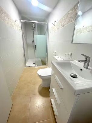 Calle de Soledad Domenech, Valencia, Valencian Community 46020 - Photo 1