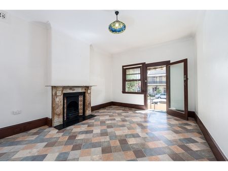 1/33 Palace St, Petersham NSW 2049 - House For Rent | Domain - Photo 5