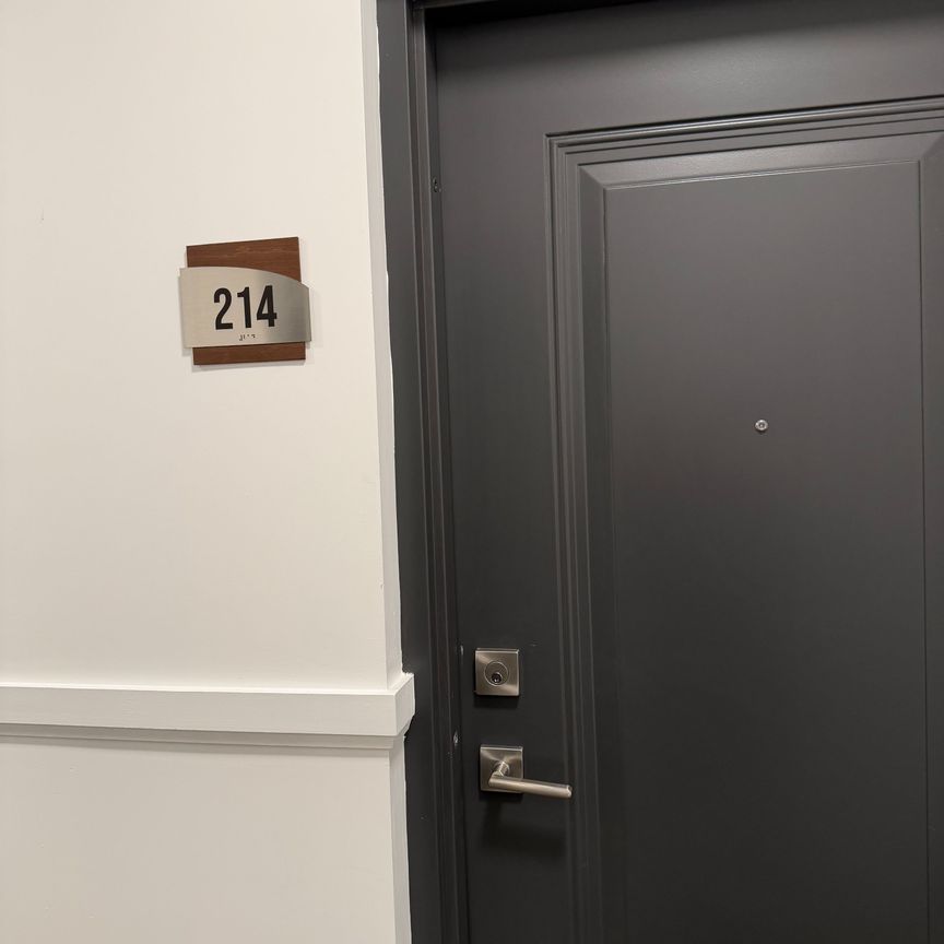 For Lease - 255 Emerick Avenue Unit# 214, Fort Erie, Ontario - Photo 1