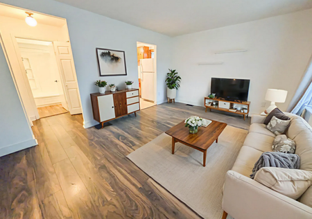 13 Doncaster Blvd, St. Catharines - 2 Bedroom Detached House - Photo 3