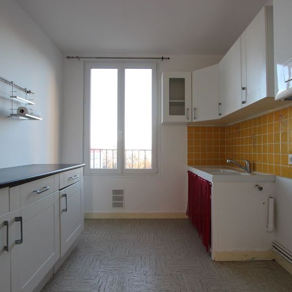 UN APPARTEMENT TYPE 3, SUR LES HAUTEURS DE QUIMPER. - Photo 1