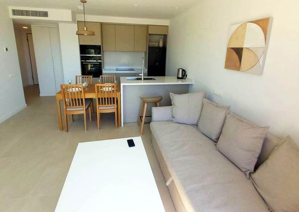 For rent long term NEW and MODERN apartment with 2 bedrooms in Denia