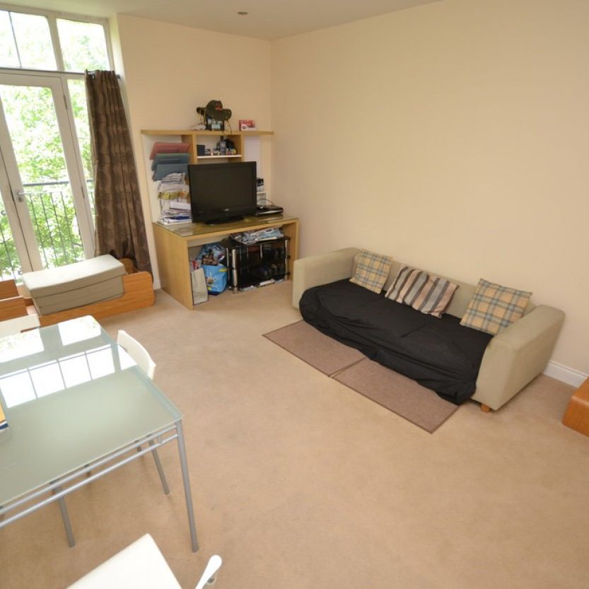 1 bed Flat for Rent - Photo 1