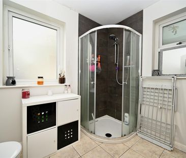 Apt 2, 61 Central Avenue, Bangor, BT20 3AU - Photo 5