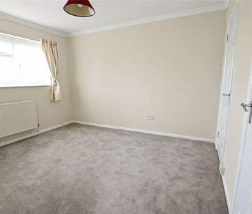 Iden Street, Eastbourne, BN22 - Photo 5